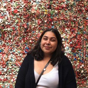 Meet your Posher, Maya